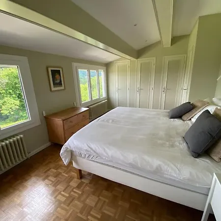 Maison Dans Les Bois Avec Piscine