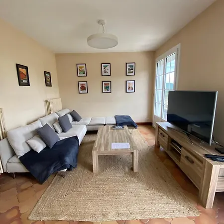 Maison Dans Les Bois Avec Piscine Villa